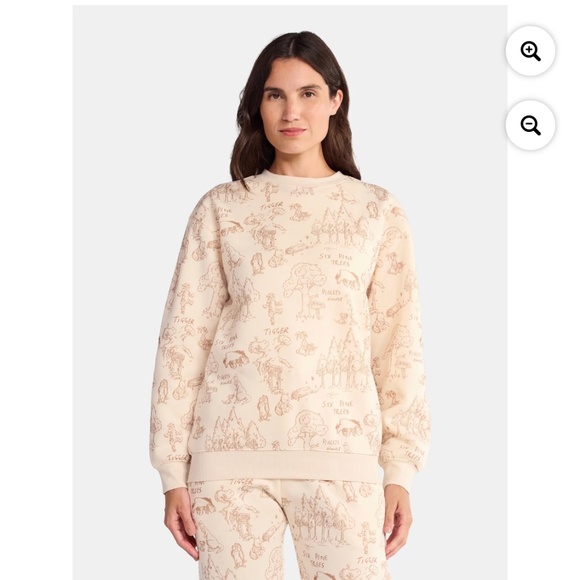 Winnie The Pooh Woman’s Graphic Fleece Sweatshirt Size XL - Picture 3 of 8